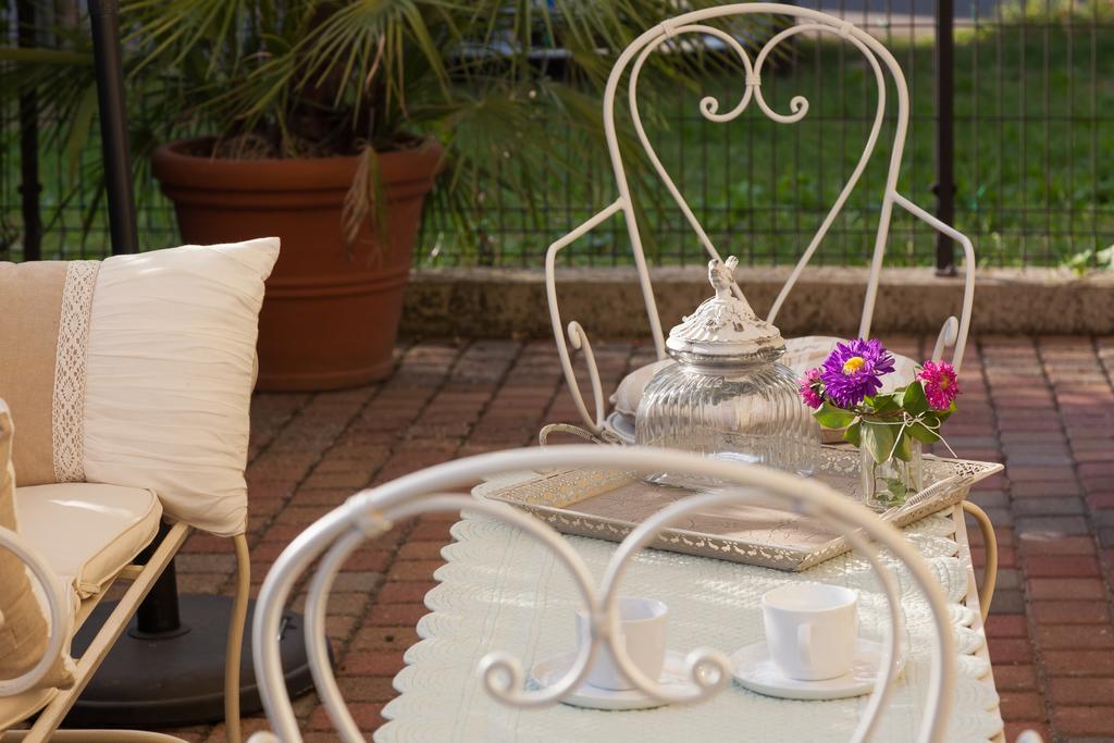 Nina Guest House Longare Dış mekan fotoğraf